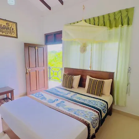 New Peacock Resort Dambulla Room photo