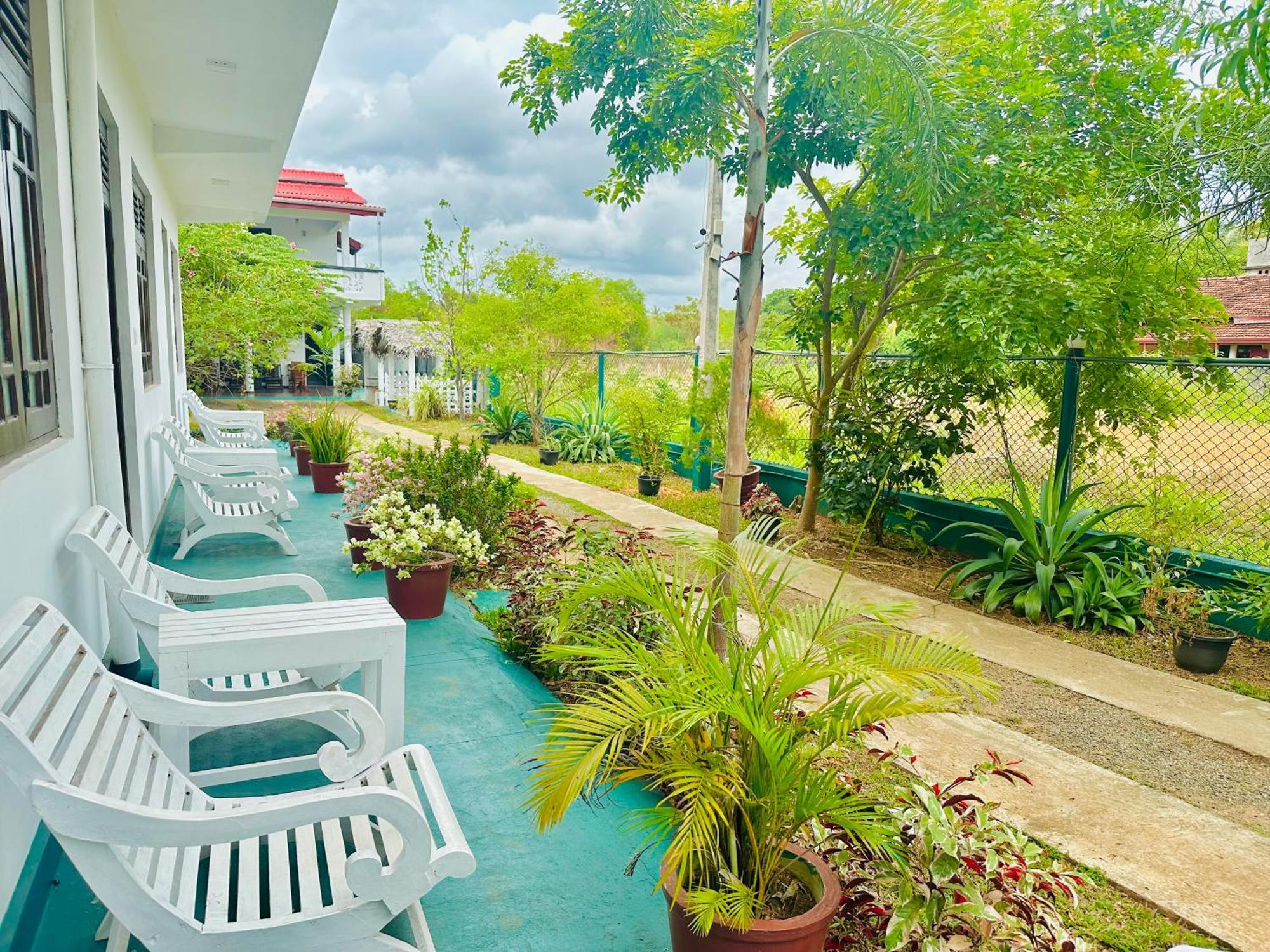 New Peacock Resort Dambulla